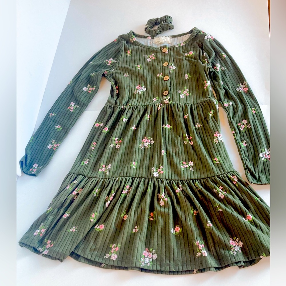 Girls olive green dress with scrunchie size 8